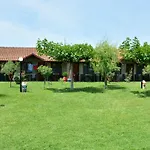 Hotel Denis And