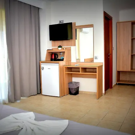 Denis Hotel&bungalows Hotel 2*