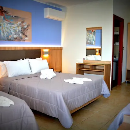 Hotel Denis And